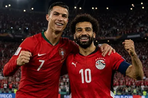 صلاح ورونالدو مستمران.. 26 منتخبا يضمنون التأهل إلى دور الـ 32 بكأس العالم